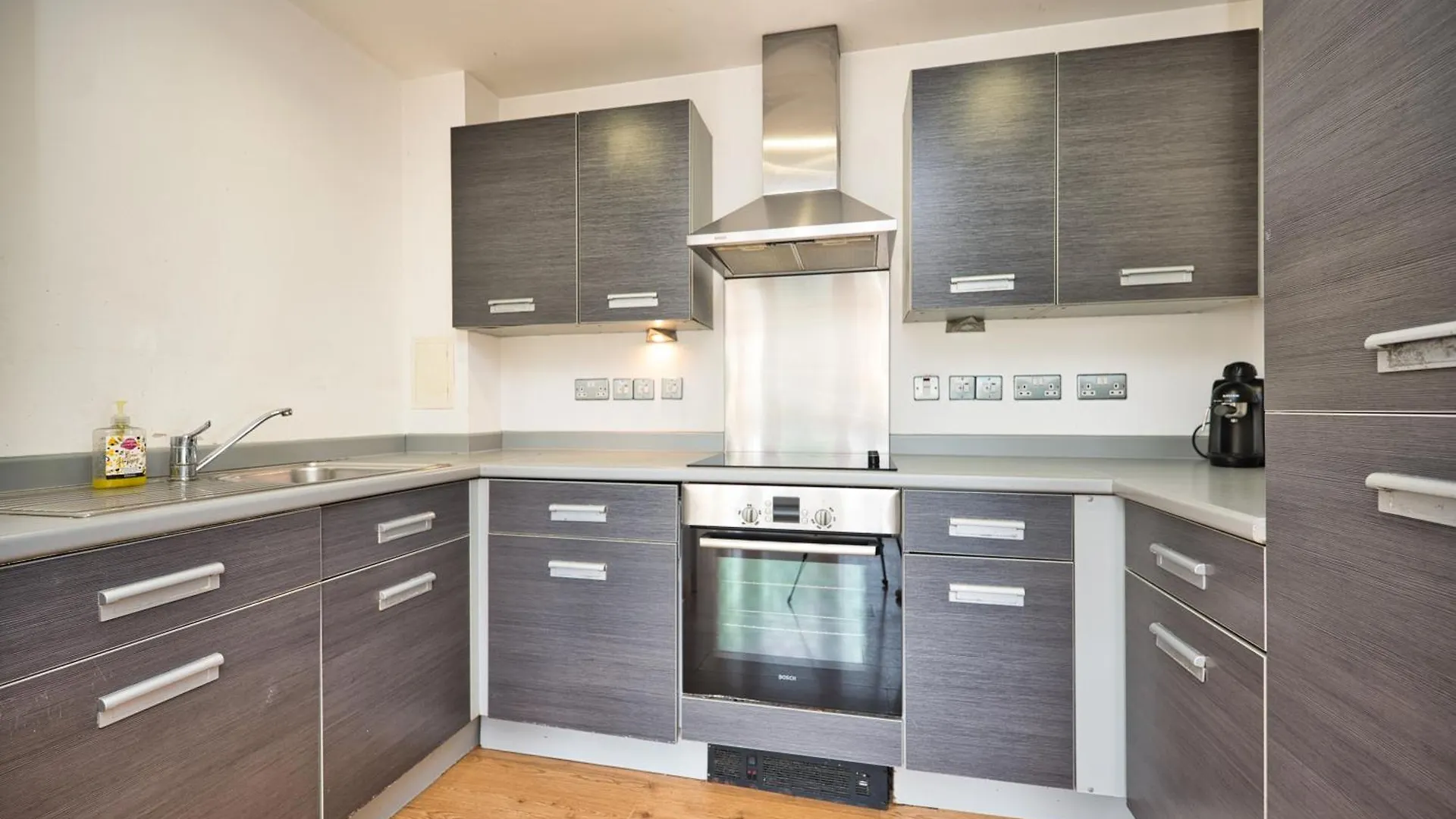 Staycation In Bow E3 Ideal For 2 Αμπερντήν 0*,  Ηνωμένο Βασίλειο